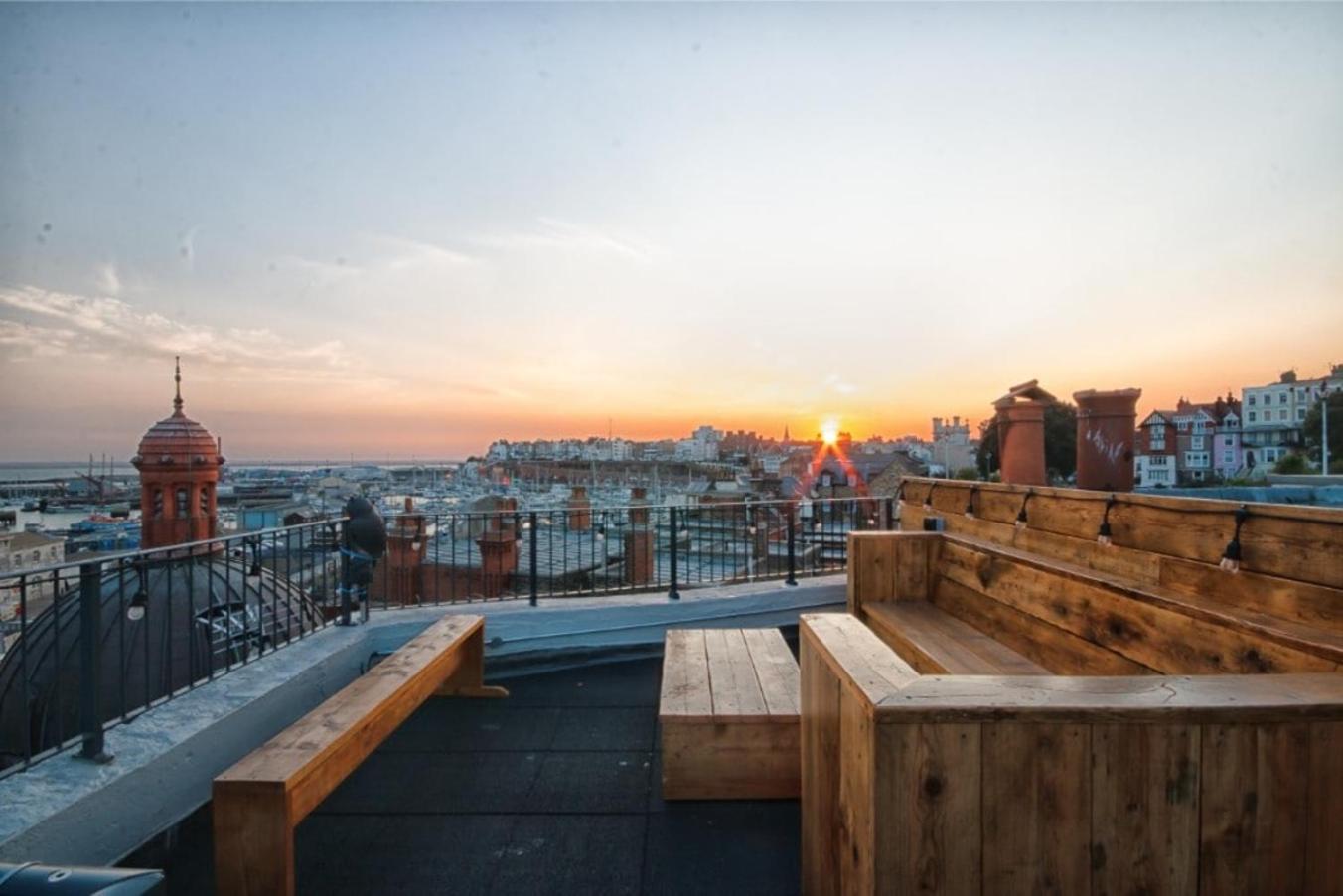Harbourside Roof Terrace & Sea Views By Adliv Villa Ramsgate Exteriör bild